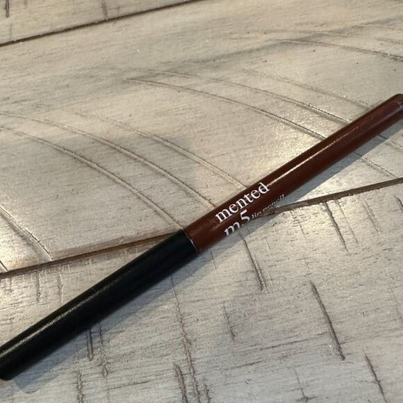 mented m5 lip pencil - Picture 1 of 2